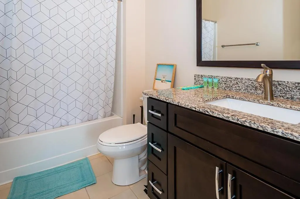 Urban Studio W Balcony Gym Apartment Charlotte