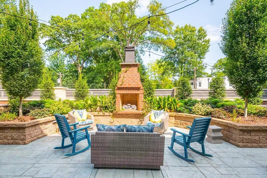Urban Studio W Balcony Gym Apartment Charlotte United States